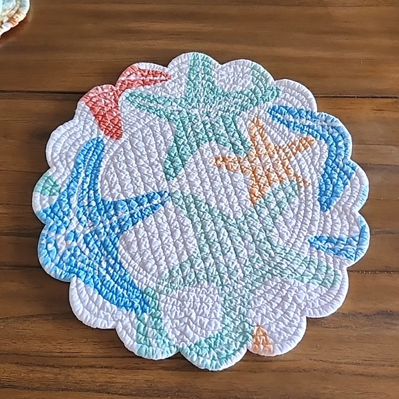 Set of 5 mismatched beach quilted placemats - Picture 3 of 12